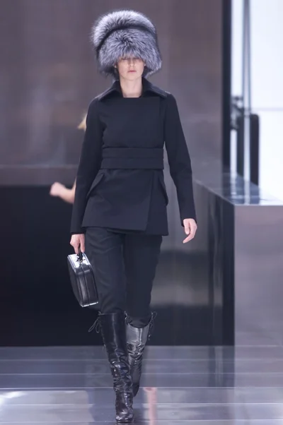 Look 17